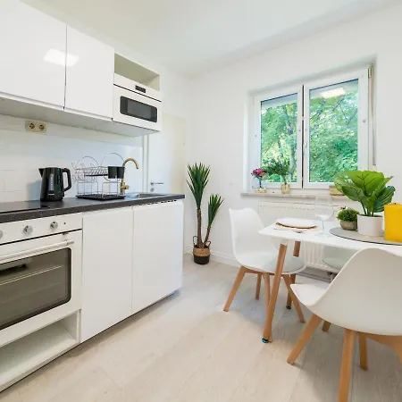 Eg Links-wunderschoene 70m Grosse 2-zimmer City Naehe Salzburg